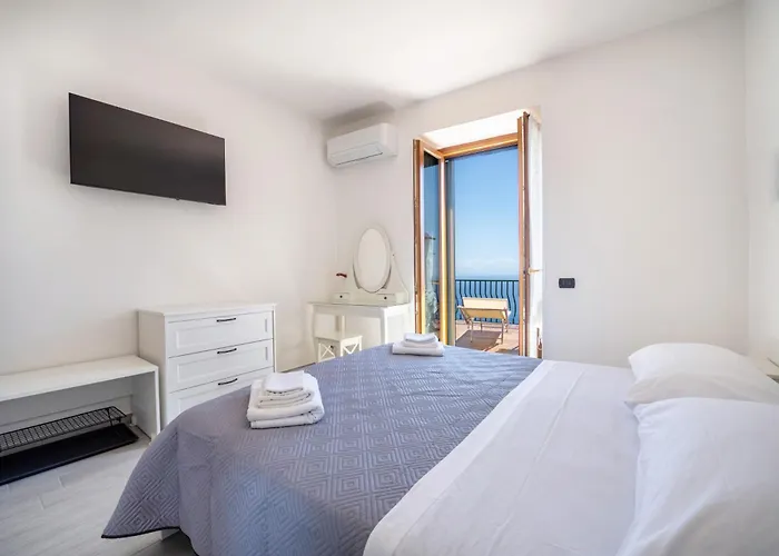 Casa Trofimena By Wonder Tour, 250 Stairs From The Road בית נופש